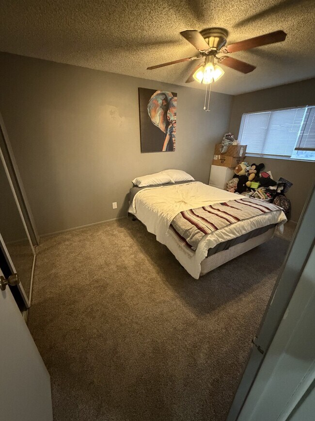 Foto del edificio - 1370 N Lake Havasu Ave