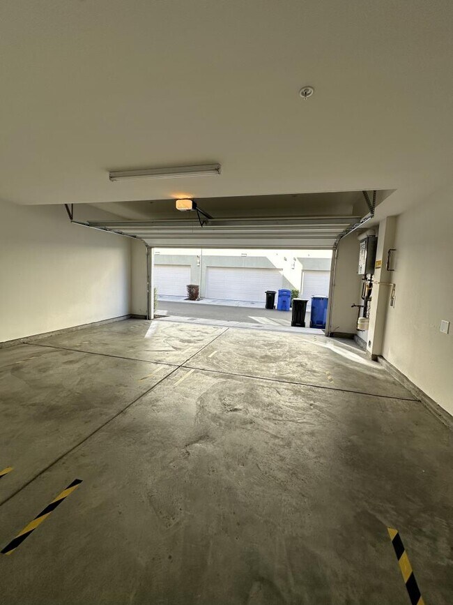 Foto del edificio - 37649 Cape Cod Rd