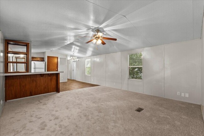 Building Photo - 5103 Barbados Calle