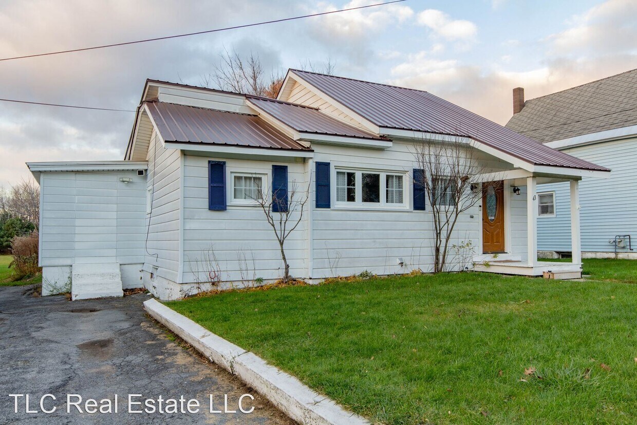 3 br, 1 bath House 43 Wilna Ave House for Rent in Deferiet, NY