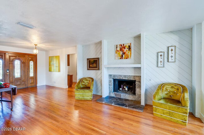 Building Photo - 1286 John Anderson Dr