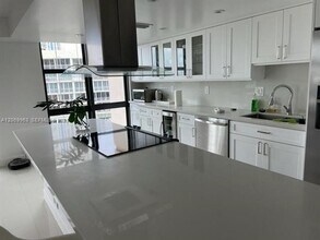 Building Photo - 1111 Crandon Blvd