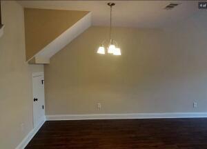 Building Photo - 723 Leela Ct