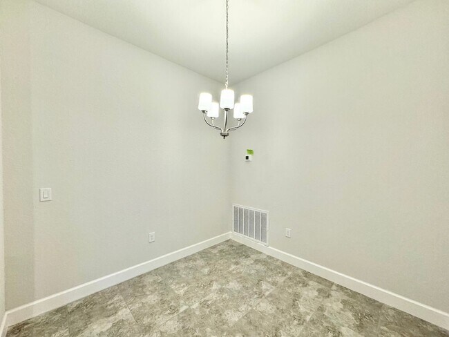 Building Photo - Brand New 2023 - Adams Home