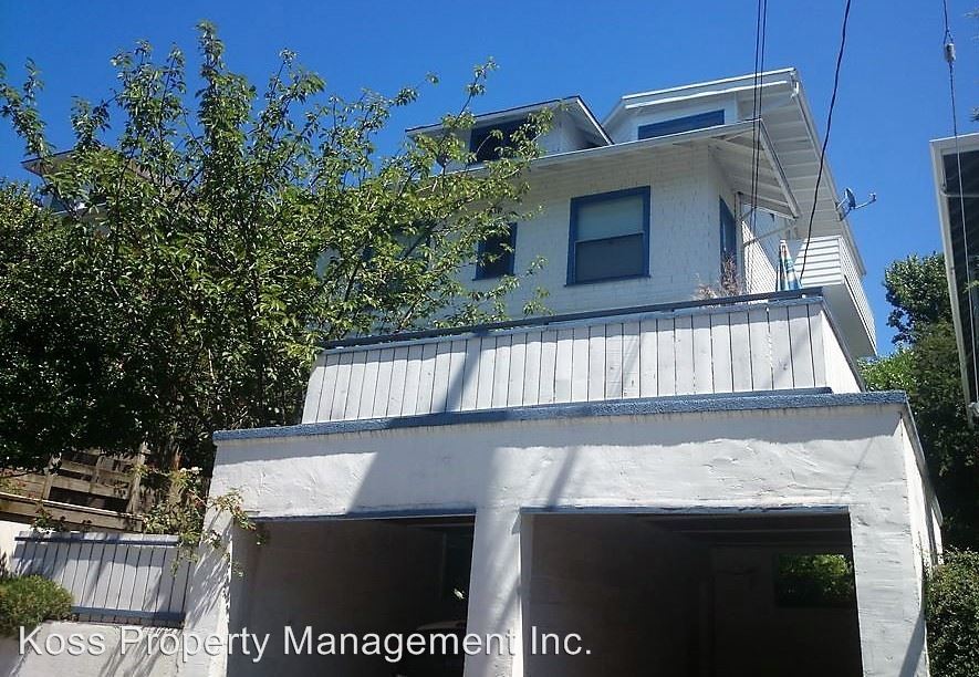 Primary Photo - 624 12th Ave E
