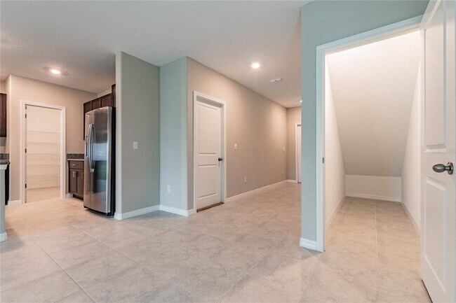 Foto del edificio - 15509 Peace River Pl