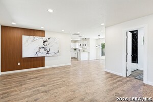 Foto del edificio - 504 Willow Dr