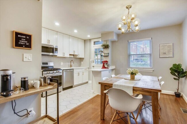 Building Photo - 1334 Downing St