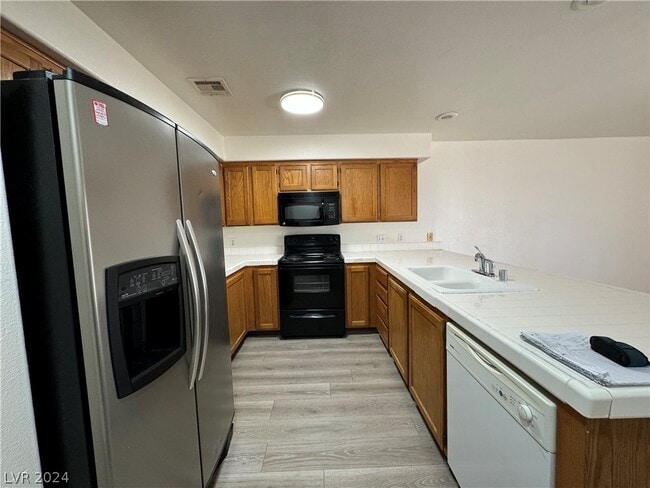 Building Photo - 1710 GALAXY