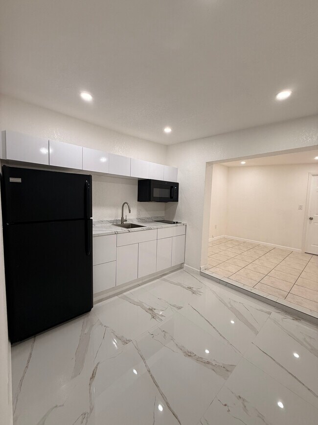 Foto del edificio - 10424 SW 7th St