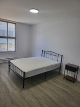 Building Photo - 4053 Boul Saint Laurent