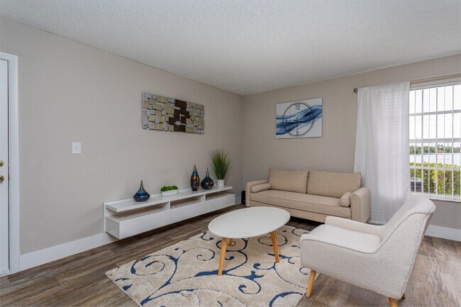 Foto del interior - The Landings at Pembroke Lakes