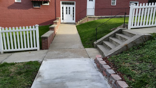 Building Photo - 5858 Alderson Street