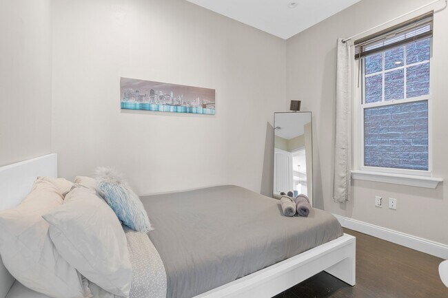 Foto del edificio - 524 Evergreen Ave