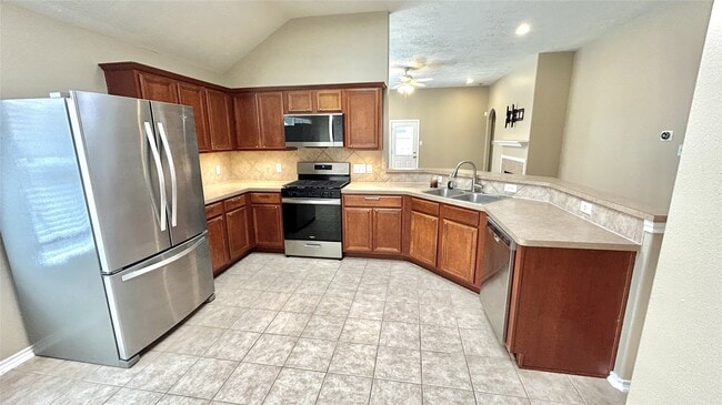 Foto del edificio - 5030 Birch Manor Ln