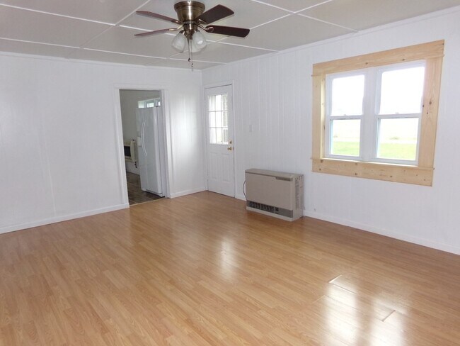Building Photo - 35561 Belle Haven Rd