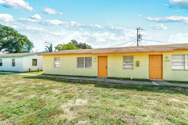 Foto del edificio - 4762 Gulfstream Rd