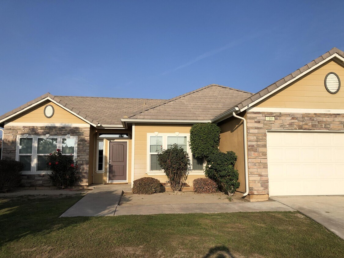 6106 Star Sapphire Dr, Bakersfield, CA 93313 House for Rent in