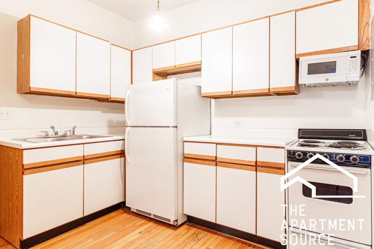 Foto principal - 634 W Barry Ave