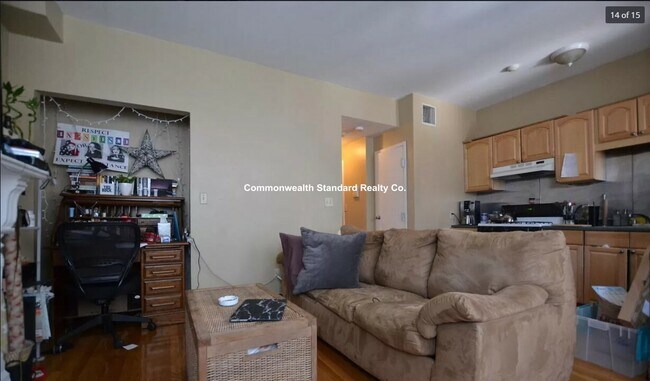 Foto del edificio - 17-19 Highgate St. Unit 1