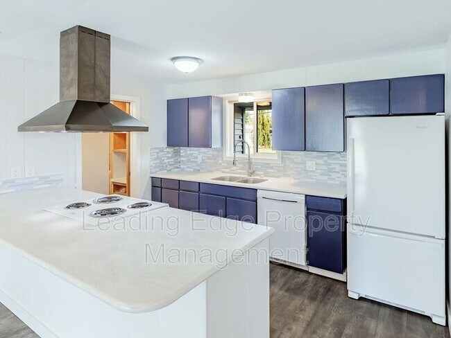 Foto del edificio - 927 Wicker Rd