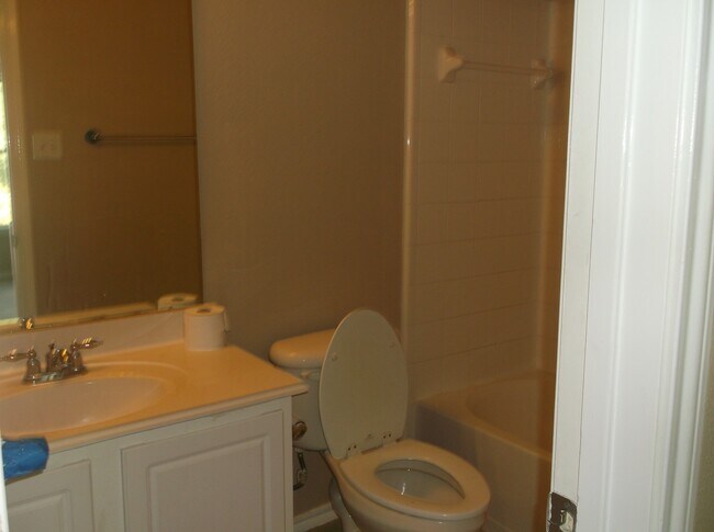 Foto del edificio - 16107 Sandy Path Ln