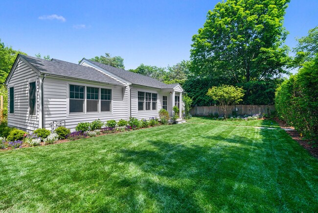 Foto del edificio - 53 Franklin Ave