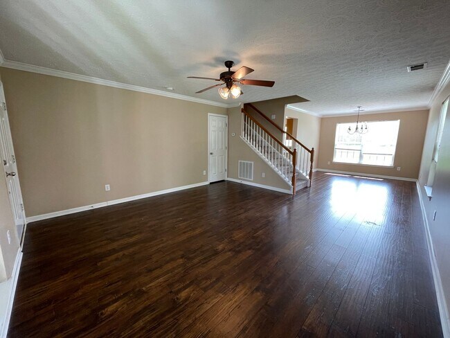 Foto del edificio - Spring Hill Gem in a Wonderful Location!