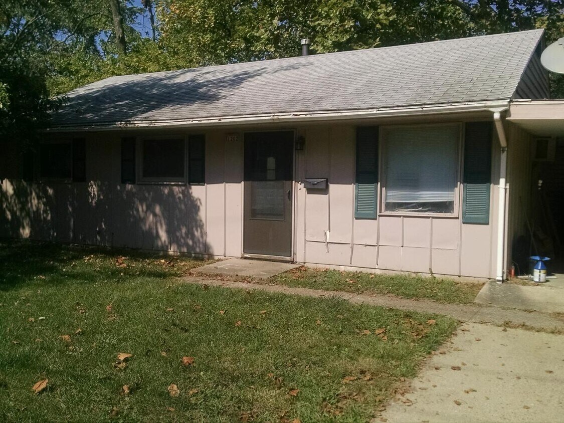 Primary Photo - 1208 W Bradley Ave