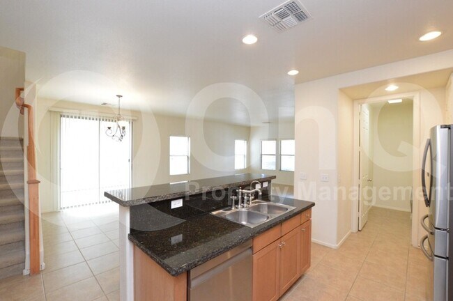 Building Photo - 1341 S Joshua Tree Ln