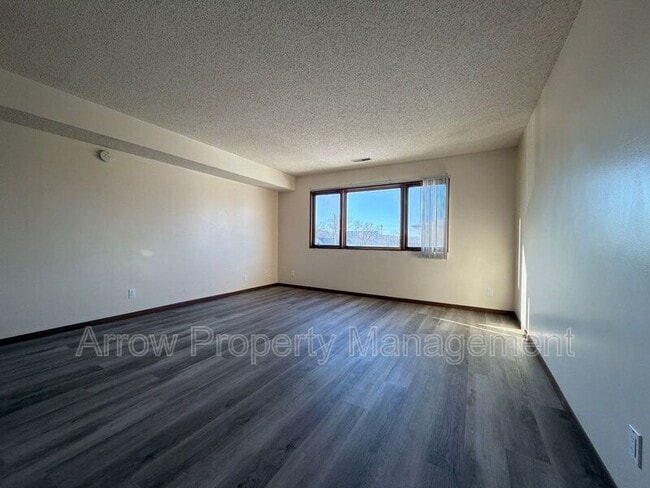 Building Photo - 539 N 24th St