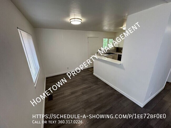 Foto del edificio - 5111 Lacey Blvd SE