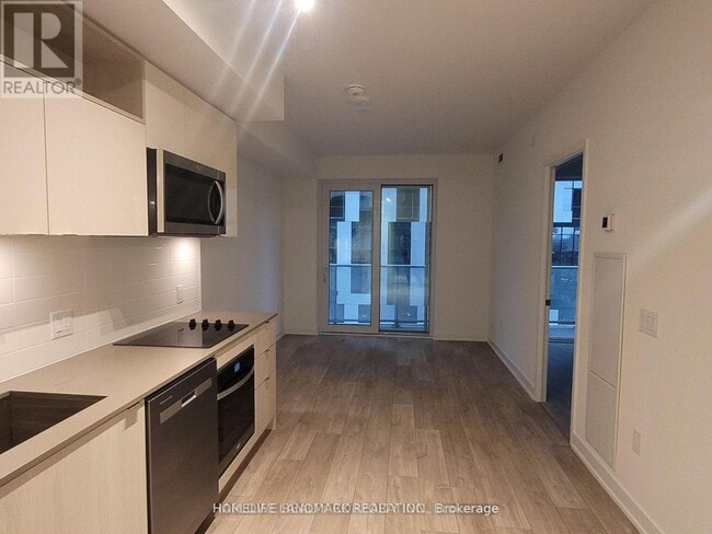 Building Photo - 100 Dalhousie St