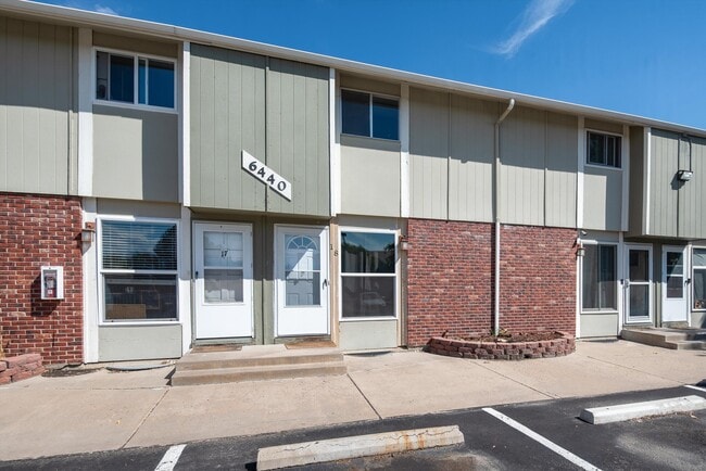 Building Photo - 6440 Tennyson St