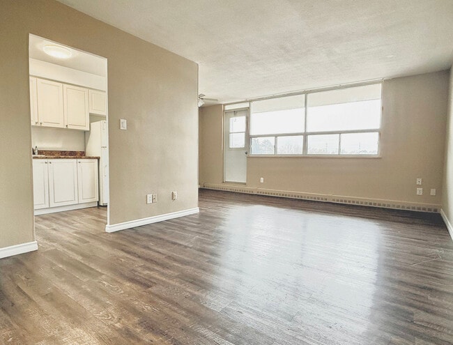 Building Photo - Prestige Apartments