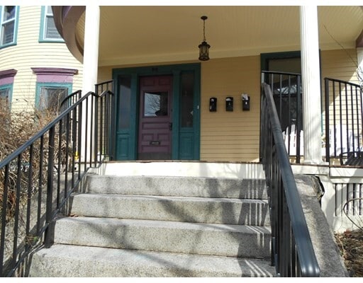 Building Photo - 20 Oakview Terrace