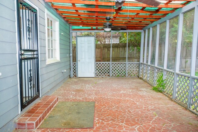 Building Photo - 3725 Spottswood Ave