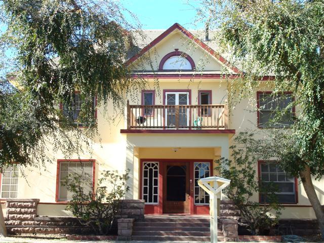 Foto principal - 563 N Marengo Ave