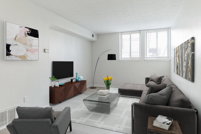 Living Room - Stone Lodge