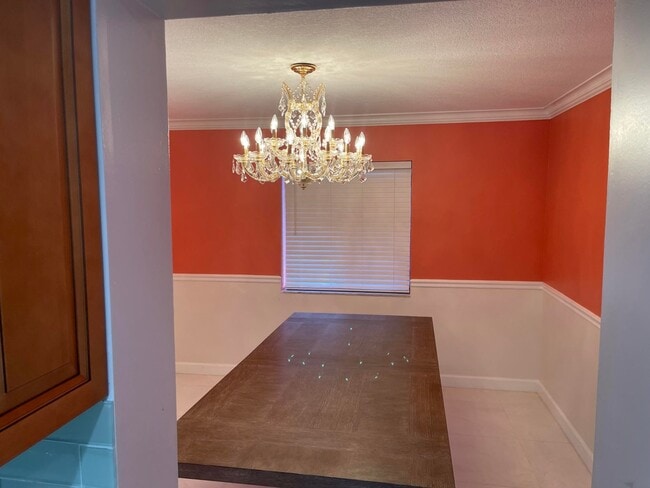 Building Photo - 5941 Strawberry Lakes Cir