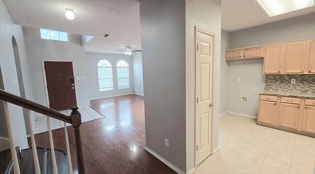 Building Photo - 12783 Honey Locust Cir