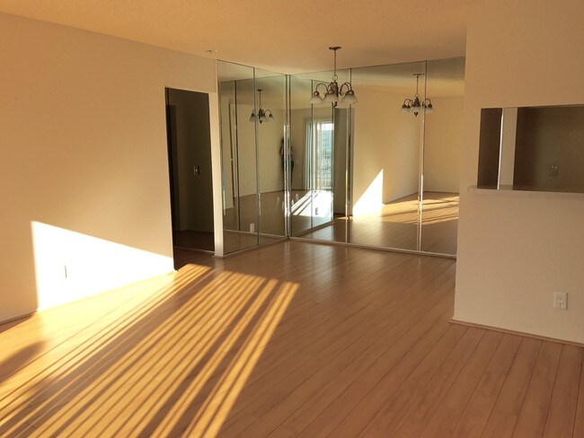 Building Photo - 15150 Sherman Way
