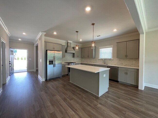 Foto del edificio - 2541 Rutland Rd