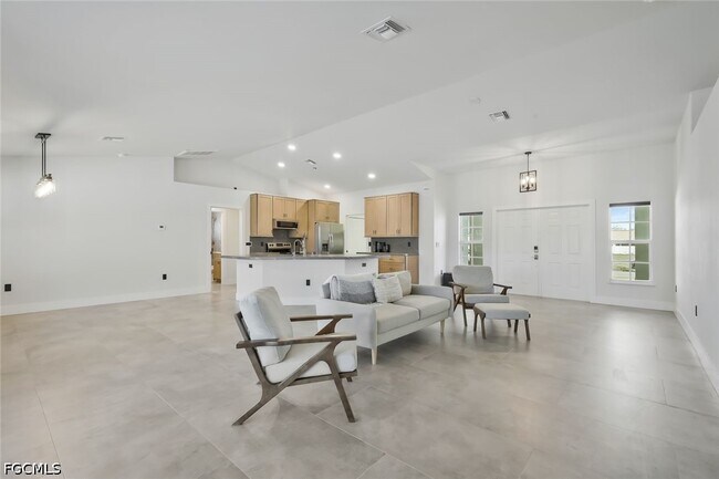 Foto del edificio - 2200 NE 9th Ave