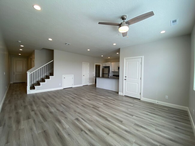 Foto del edificio - NEWER 3 BEDROOM SAND HOLLOW TOWNHOME FOR R...