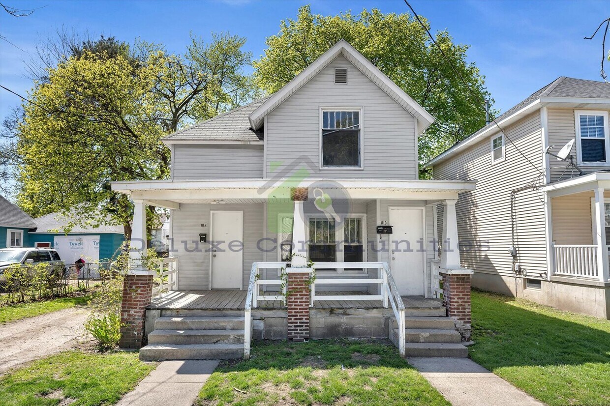 Primary Photo - 3 Bedroom 1 Bathroom Apartment