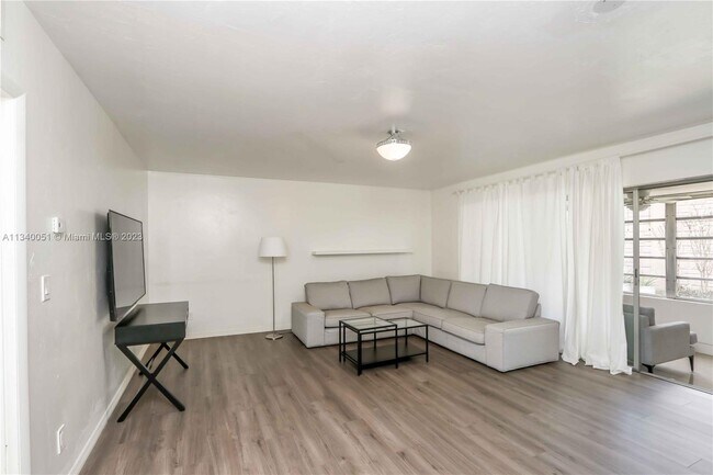 Foto del edificio - 16924 SW 113th Ct