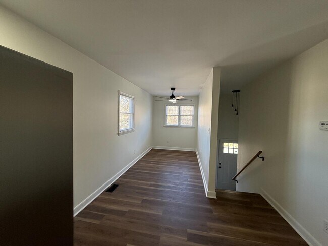 Foto del edificio - 415 Doak St