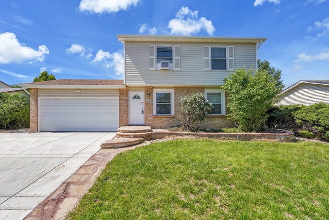 Building Photo - $2,695 - 3 bed, 2.5 bath Home in Westminst...