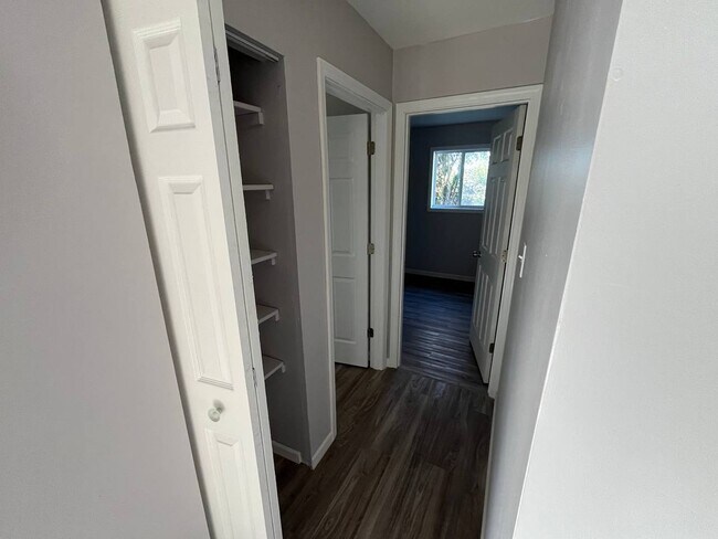 Foto del edificio - 1918 Ashland Ave